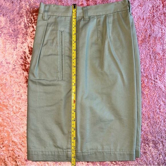 Casual Corner Lady’s Green Shorts 100% cotton size 4 made in Hong Kong - Picture 6 of 8
